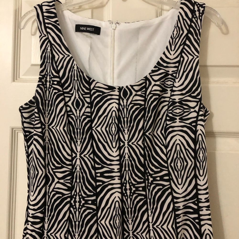 END OF YEAR SALE! Nine West Zebra 🦓 Dress Size 12 - Picture 3 of 3